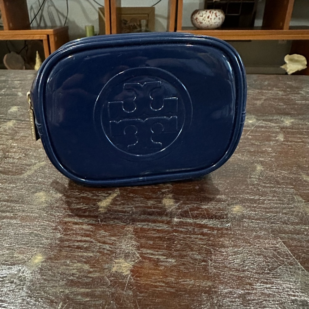 Euc! Tory burch makeup bag